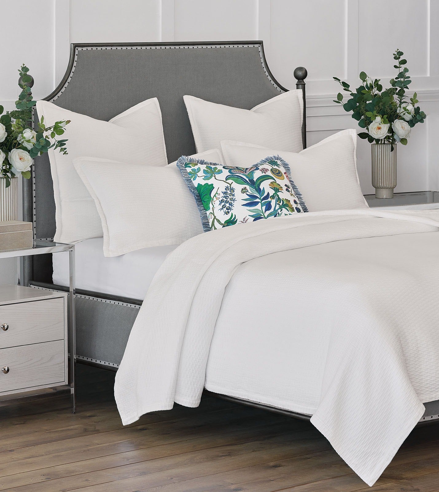 KIKI MATELASSE COVERLET